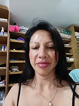 Snapshot of Grace_Velvet chatting on 07-13-26, 08:28 Grace Velvet online show from 07-13-26, 08:28