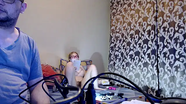 yunis32 online show from 01-23-25, 06:24