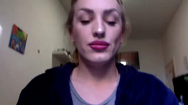 Snapshot of Mileriya chatting on 02-19-26, 02:13 Mileriya online show from 02-19-26, 02:13