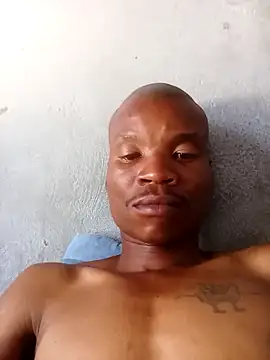 Snapshot of thabisozxz chatting on 01-18-26, 11:47 thabisozxz online show from 01-18-26, 11:47