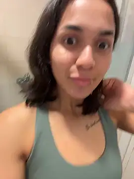 MiaMorenoo online show from 01-06-26, 04:00