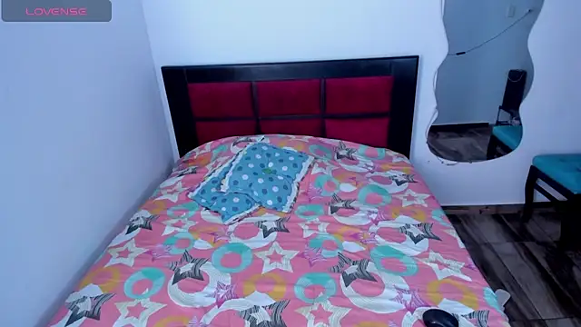 CRISTAL T2 online show from 02-25-26, 07:45