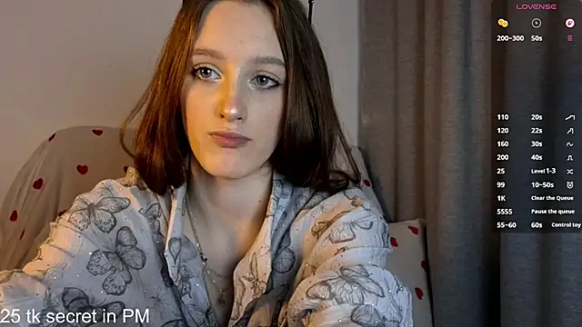 LisaBoddy online show from 05-04-26, 01:40