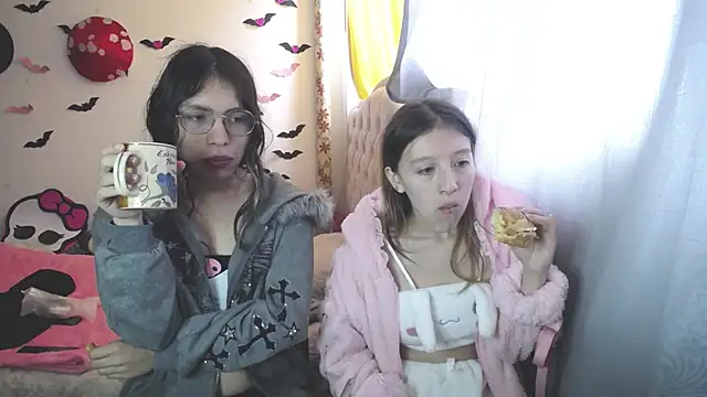 Briar y Blair online show from 03-18-26, 02:31