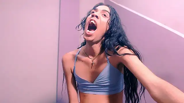 paradise danielita  online show from 12-19-25, 07:54