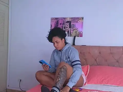 Snapshot of Valery__lovex chatting on 06-07-26, 06:22 Valery lovex online show from 06-07-26, 06:22