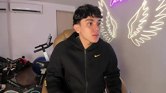  TaylorBlack online show from 04-05-26, 11:40