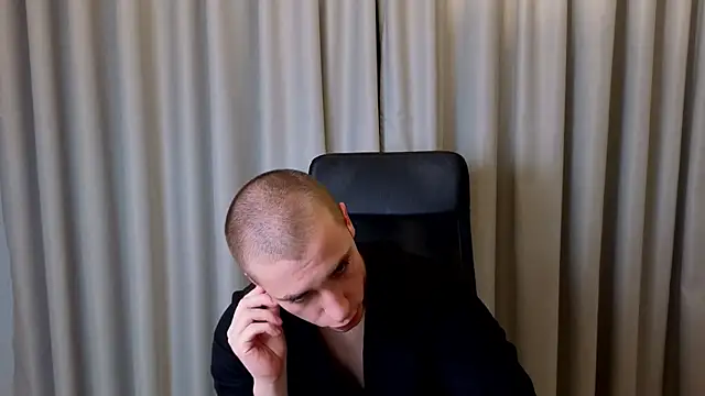 KellenWest online show from 04-08-26, 04:23