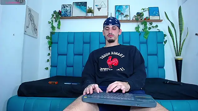 boy Dirty X online show from 12-18-25, 06:52