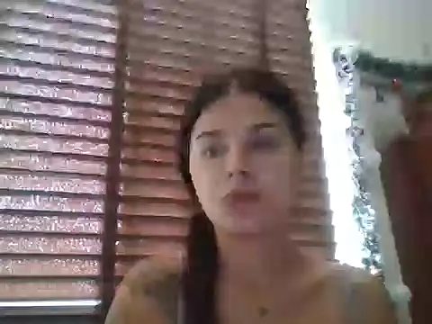 Snapshot of Mar_Ken chatting on 12-16-25, 06:24 Mar Ken online show from 12-16-25, 06:24