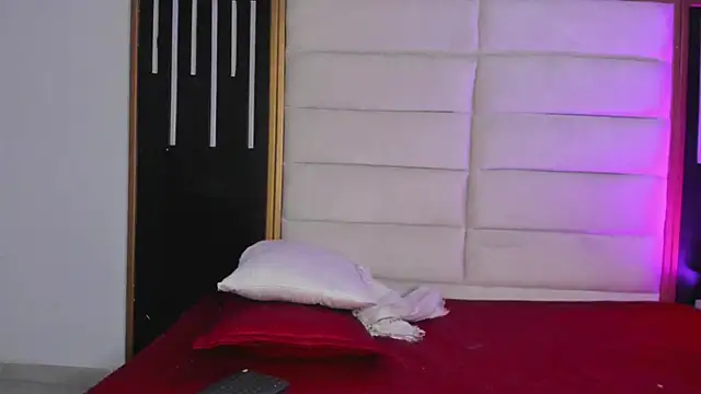 JuliMonroe19 online show from 03-04-26, 01:06