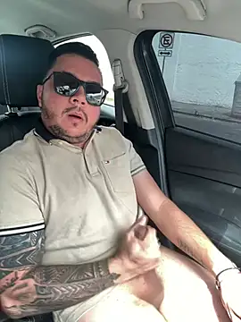 Diegohernan17 online show from 06-30-26, 06:09