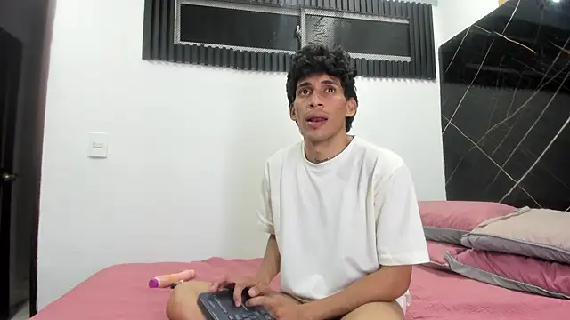 Emer santos online show from 01-09-26, 07:59