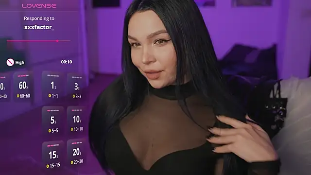 Snapshot of Dominatrix_Alice chatting on 12-18-25, 01:11 Dominatrix Alice online show from 12-18-25, 01:11