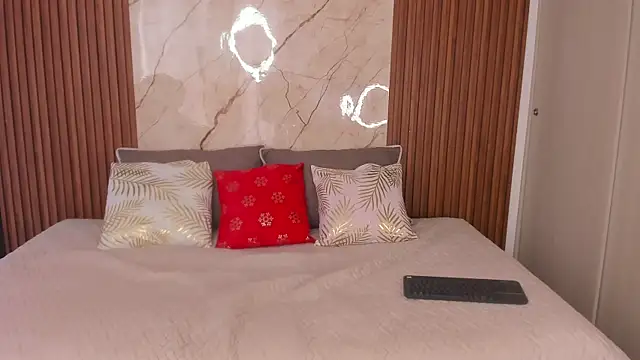 Snapshot of Lily_Hiill7 chatting on 01-13-26, 07:19 Lily Hiill7 online show from 01-13-26, 07:19