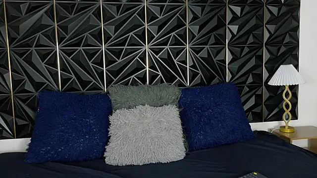 DeisyWalker online show from 01-06-26, 08:23