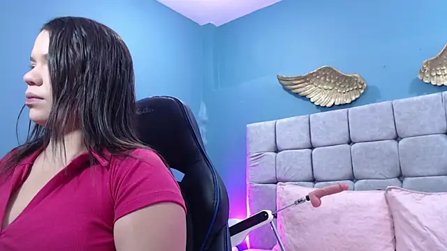 AuraArnau online show from 01-14-26, 02:12