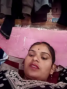 Snapshot of Uma_pande chatting on 02-10-26, 08:07 Uma pande online show from 02-10-26, 08:07