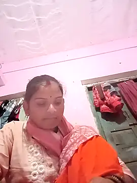 Snapshot of Uma_pande chatting on 02-16-26, 03:08 Uma pande online show from 02-16-26, 03:08