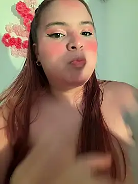 Snapshot of melanie_hh1 chatting on 02-02-26, 04:44 melanie hh1 online show from 02-02-26, 04:44
