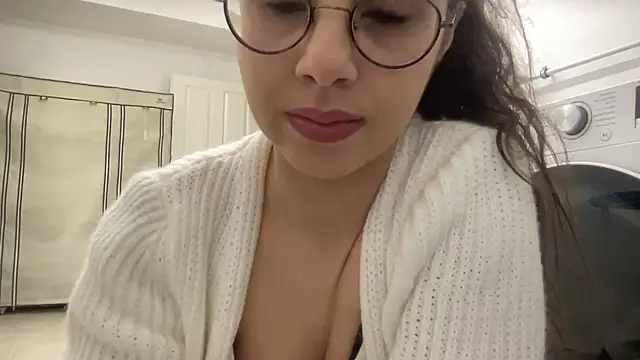 RosaDream online show from 02-18-26, 04:03