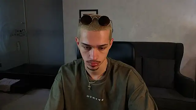 KaydenDrew online show from 04-01-26, 04:57