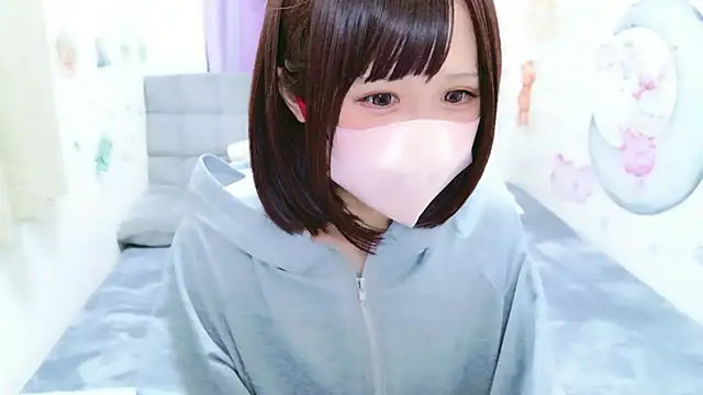 Snapshot of Nazuna_727 chatting on 05-17-26, 03:04 Nazuna 727 online show from 05-17-26, 03:04