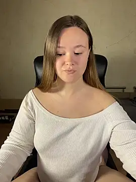 CaramelleSugarr online show from 05-17-26, 02:24