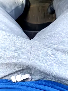 Snapshot of AlcorMad chatting on 02-27-26, 12:38 AlcorMad online show from 02-27-26, 12:38