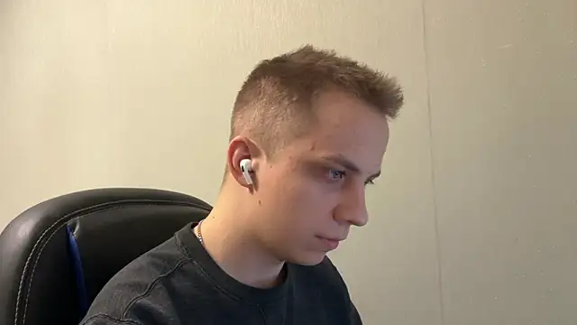 Snapshot of Markooaa chatting on 02-20-26, 07:03 Markooaa online show from 02-20-26, 07:03