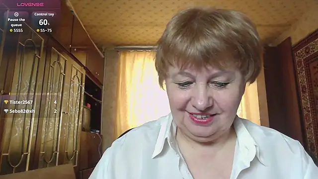 Casey peach online show from 02-26-26, 06:56