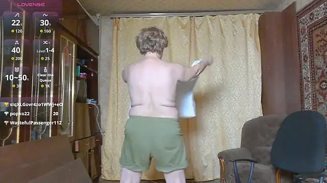 Casey peach online show from 03-28-26, 04:06