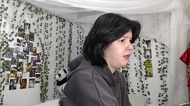 DeerMiracle online show from 01-08-26, 04:15