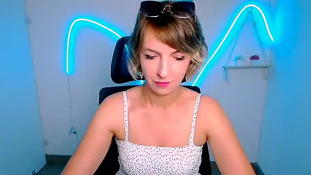 Lana Foxyy online show from 07-13-26, 11:35