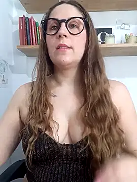 SofiEsteves online show from 05-20-26, 02:01