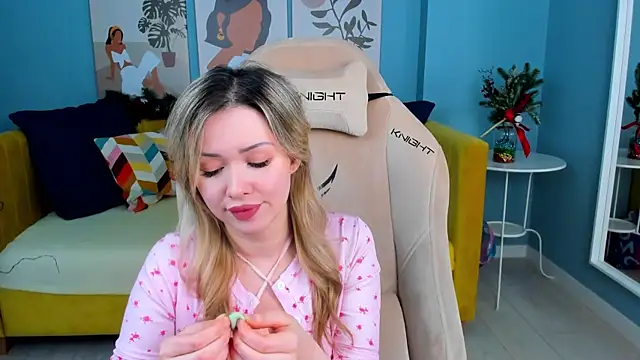 CassieTayllor online show from 01-05-26, 05:38