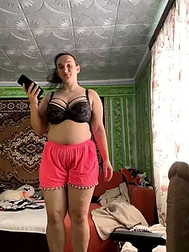 Snapshot of HarychaLysichka chatting on 01-13-26, 08:52 HarychaLysichka online show from 01-13-26, 08:52