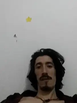 sk8-boy online show from 01-11-26, 05:23