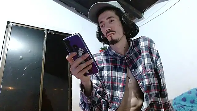 Snapshot of sk8-boy chatting on 07-15-26, 09:09 sk8-boy online show from 07-15-26, 09:09