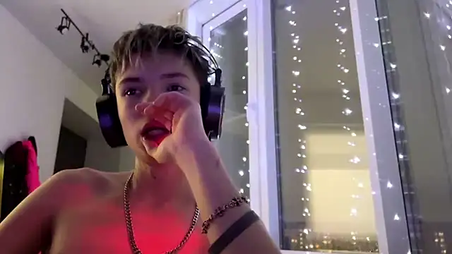 MilesSwanson online show from 12-20-25, 07:54