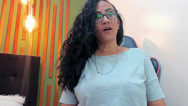 Bianca slut1 online show from 01-18-26, 08:01