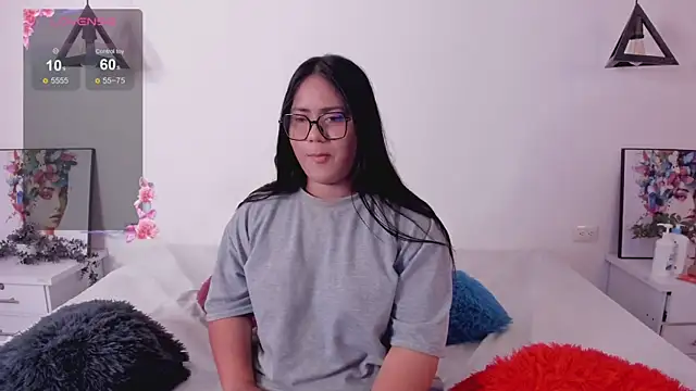 Briana Goldd online show from 05-22-26, 03:24