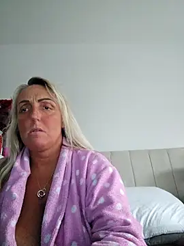 theblondecocklover online show from 05-17-26, 07:43