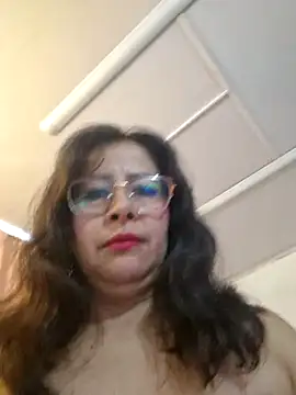 Snapshot of christy_ant chatting on 06-18-26, 07:18 christy ant online show from 06-18-26, 07:18