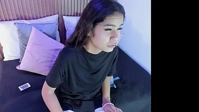 alina souvage  online show from 01-11-26, 06:02