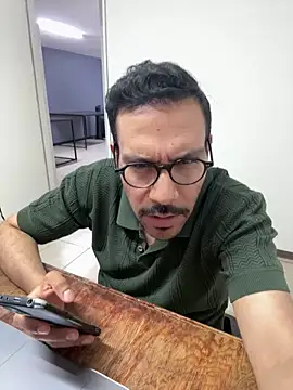 AdrianGarcia89 online show from 04-15-26, 01:23