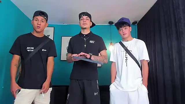 Oficial KingOfHeavens online show from 01-08-26, 08:44