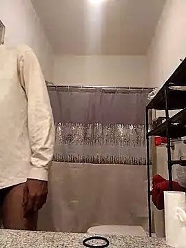 Snapshot of AverageAnt_ chatting on 02-08-26, 05:00 AverageAnt online show from 02-08-26, 05:00