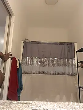 Snapshot of AverageAnt_ chatting on 02-13-26, 05:36 AverageAnt online show from 02-13-26, 05:36