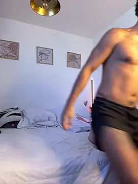 Snapshot of Thelovers666 chatting on 12-19-25, 03:30 Thelovers666 online show from 12-19-25, 03:30